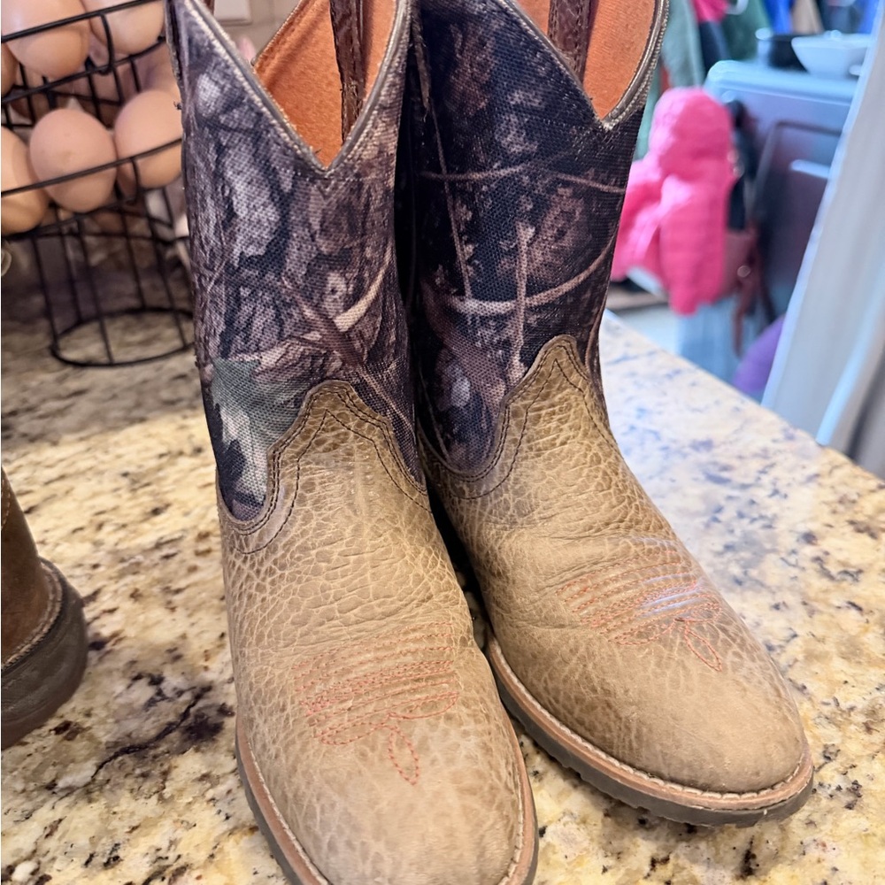 Ariat Kids Boots in Brown faux snake skin with camouflage